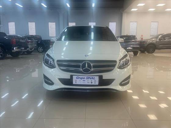 MERCEDES-BENZ B 200 1.6 TURBO 16V FLEX 4P AUTOMATIZADO MERCEDES-BENZ B 200 1.6 TURBO 16V FLEX 4P AUTOMATIZADO